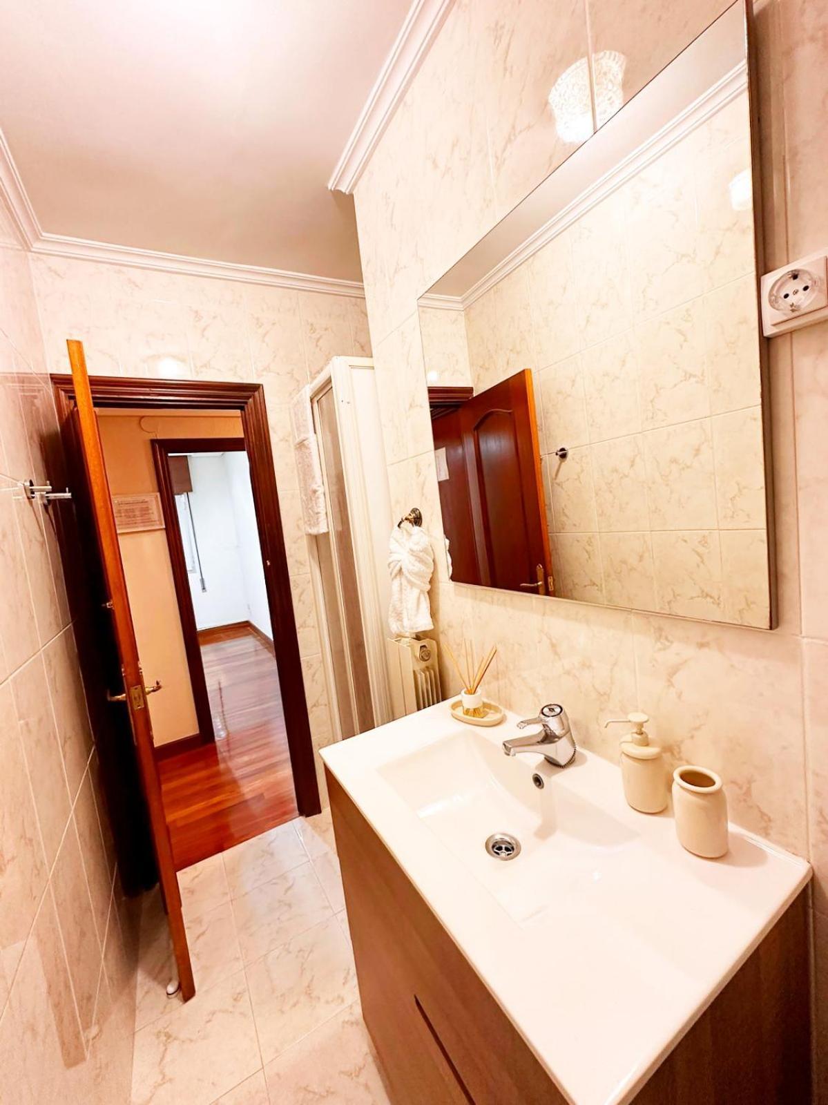 Monzubi Etxi Apartment Гуерника и Луно Екстериор снимка